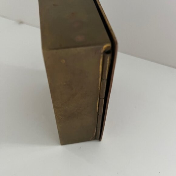 Vintage Trinket Box / Brass box lined with Teak Wood and Ceramic top - Picture 6 of 13